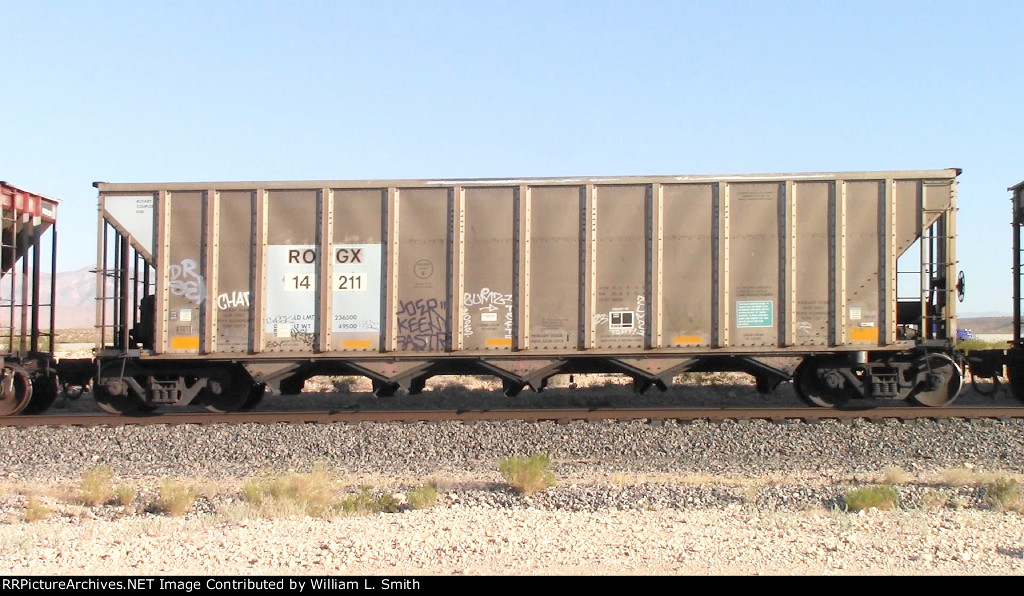 WB Unit Loaded Hooper Frt at Erie NV W-MdTrnSlv-Pshrs -103